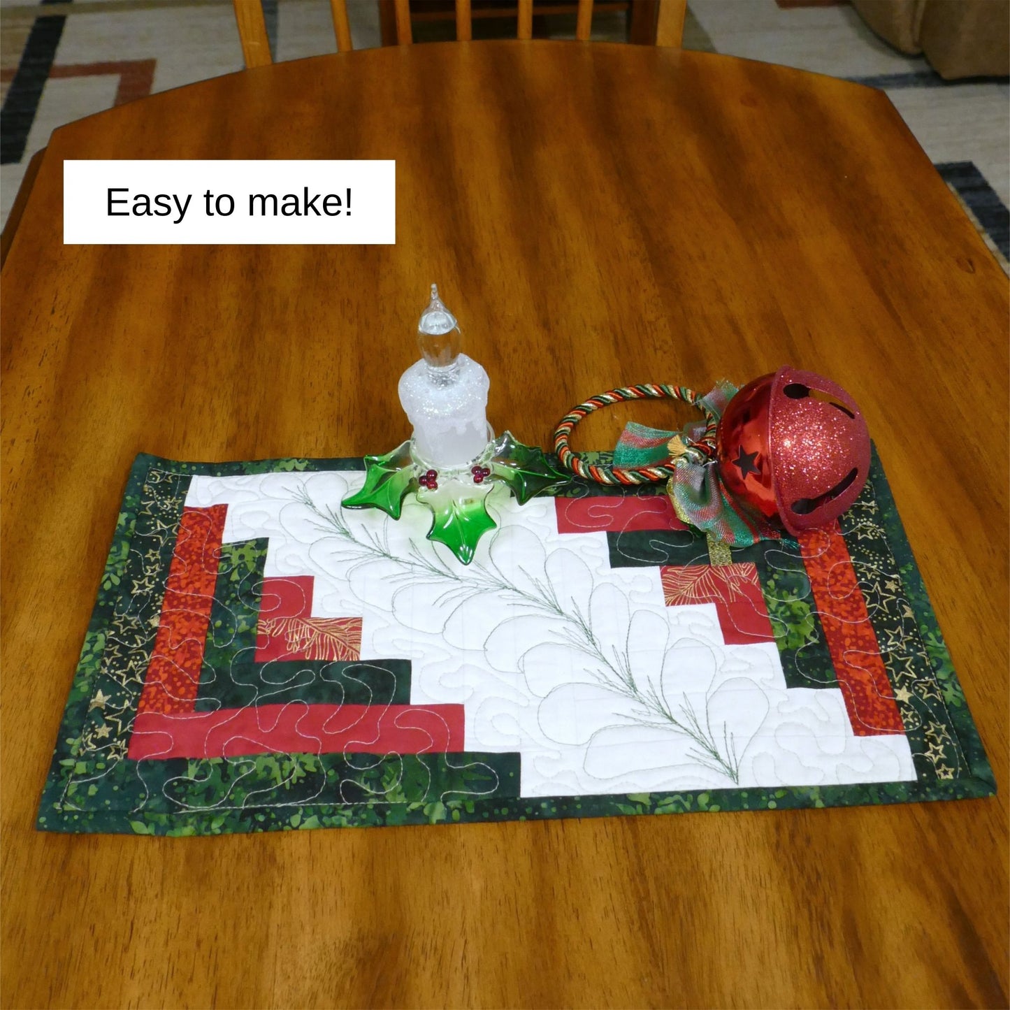 Mini Log Cabin table runner with quilted feather design PDF perfect for Christmas