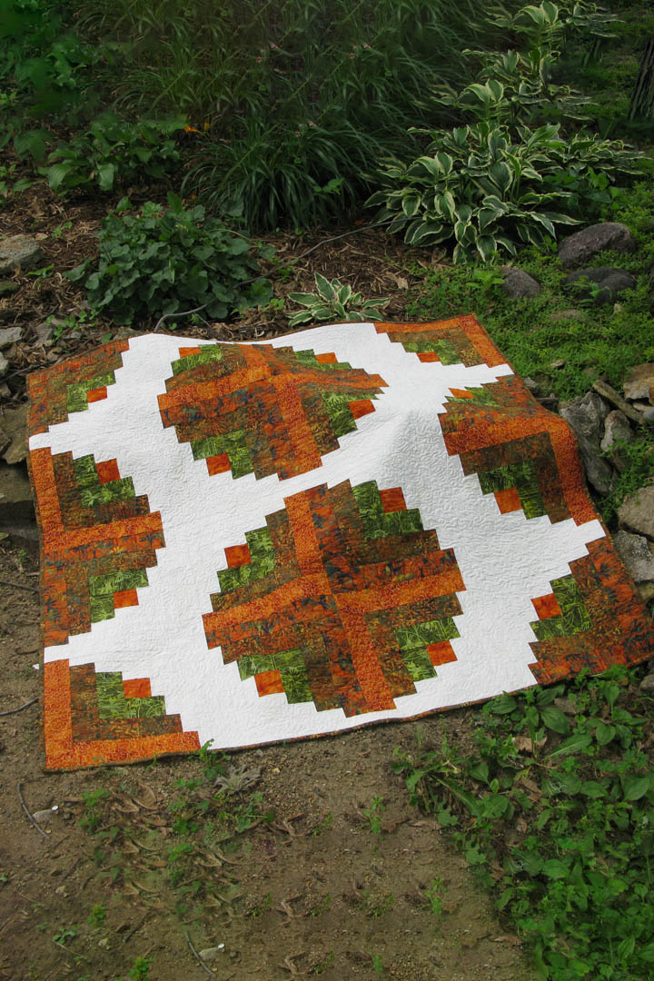 Amber Logs off set log cabin quilt pattern is easy to make