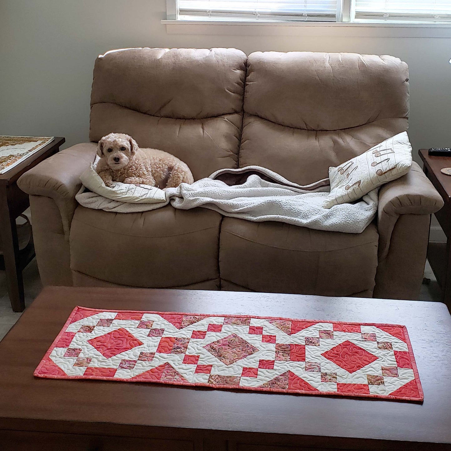 Coral Jewel table runner tutorial