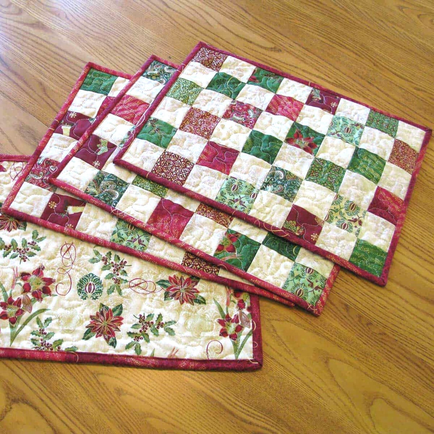 Christmas Table runner and placemats