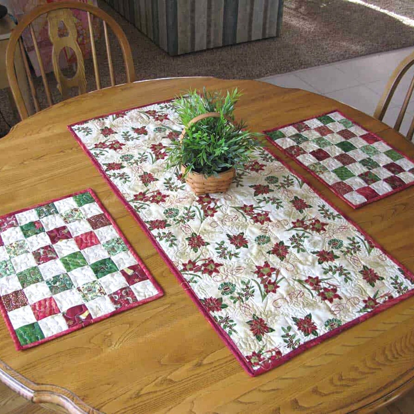 Christmas Table runner and placemats