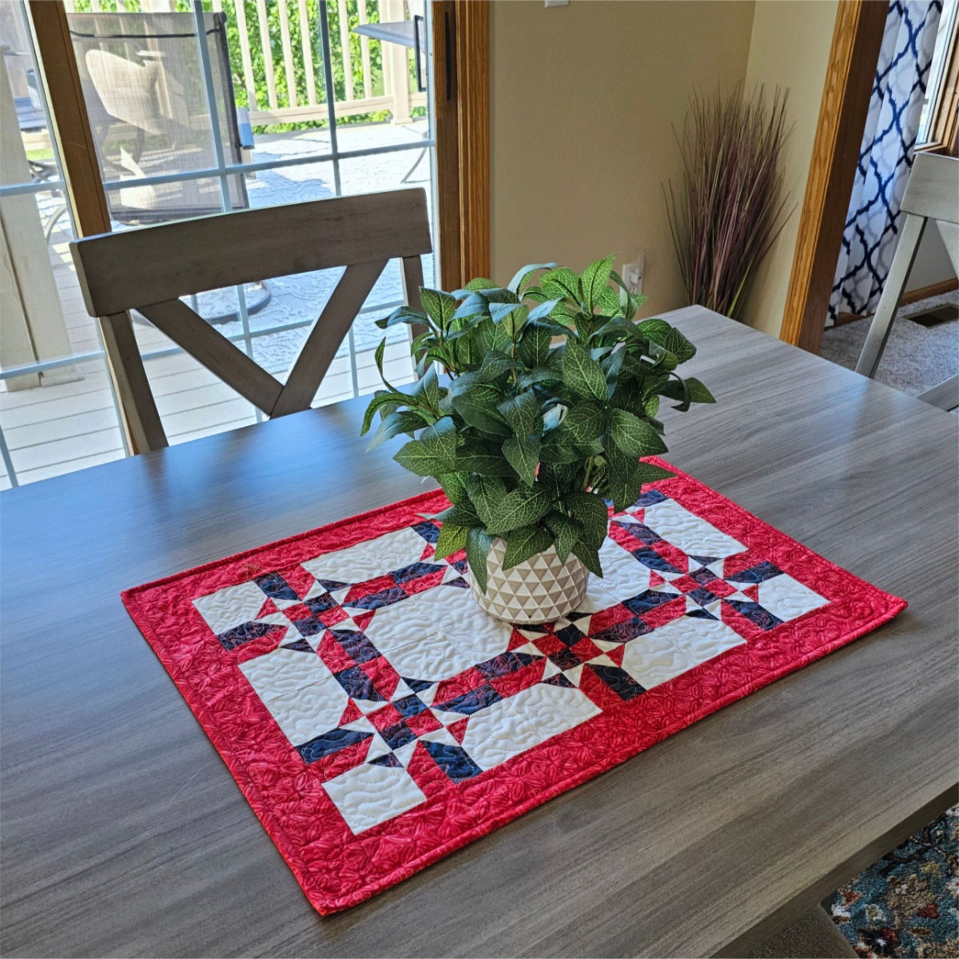 4th of July table runner tutorial