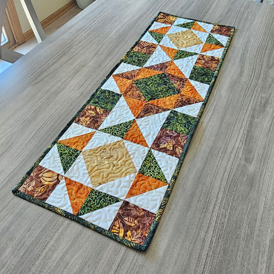 Fall Gatherings Table Runner