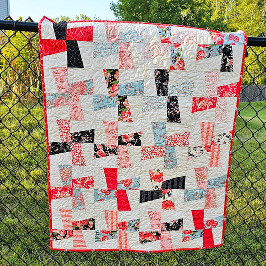 River Whirls baby quilt