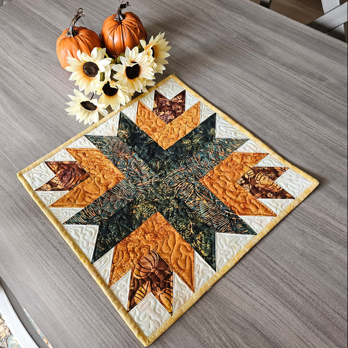 Cactus Flower Table Topper Quilt Pattern PDF – Connie Kresin Campbell