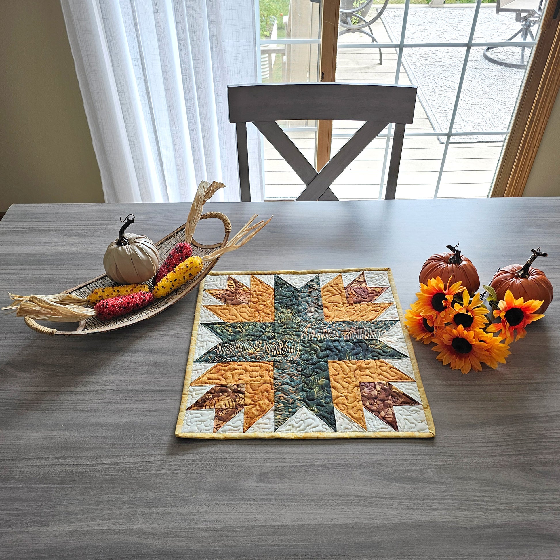 Cactus Flower table Topper