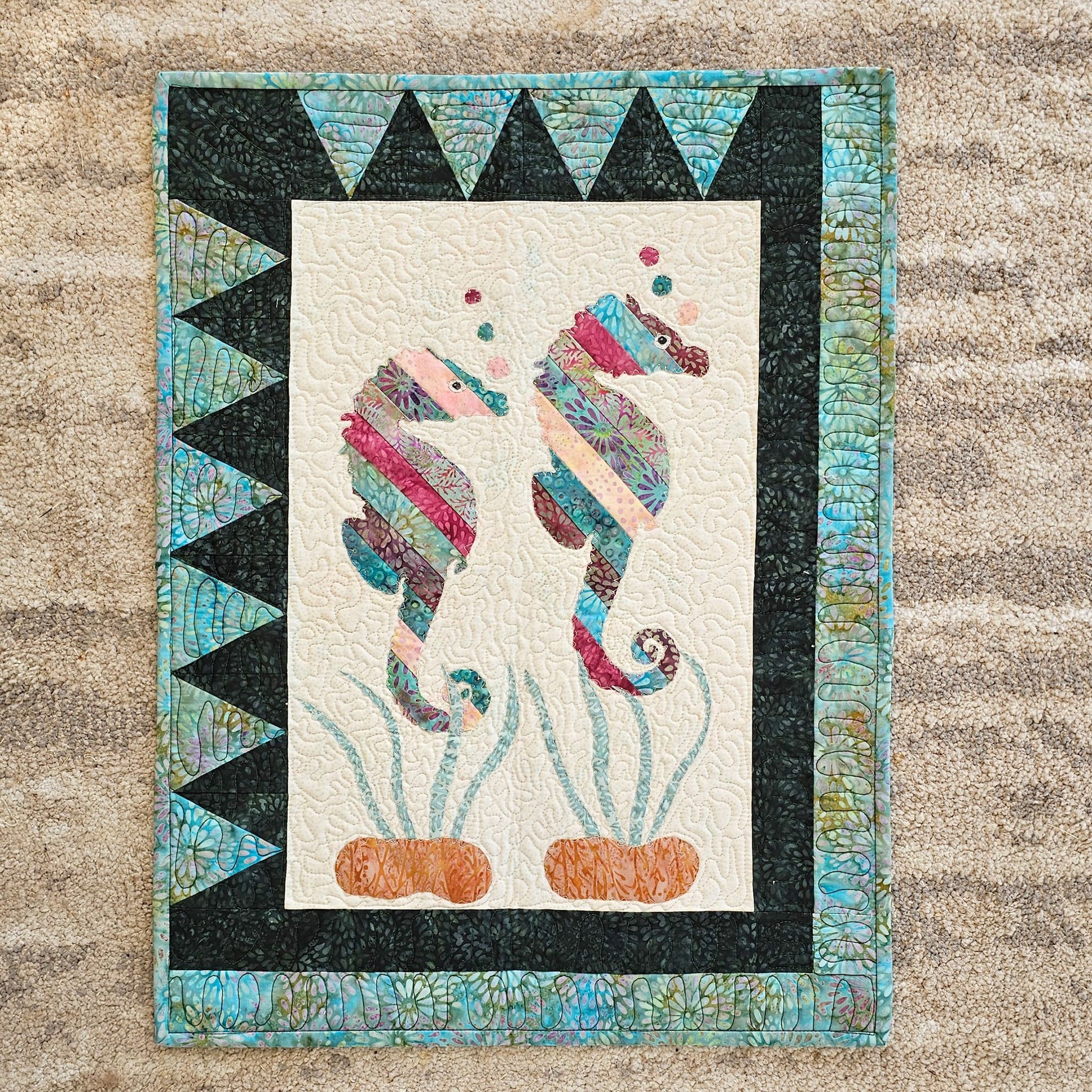 coastal-seahorse-applique