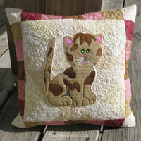 Kitty Kitty appliqued quilt pillow pattern