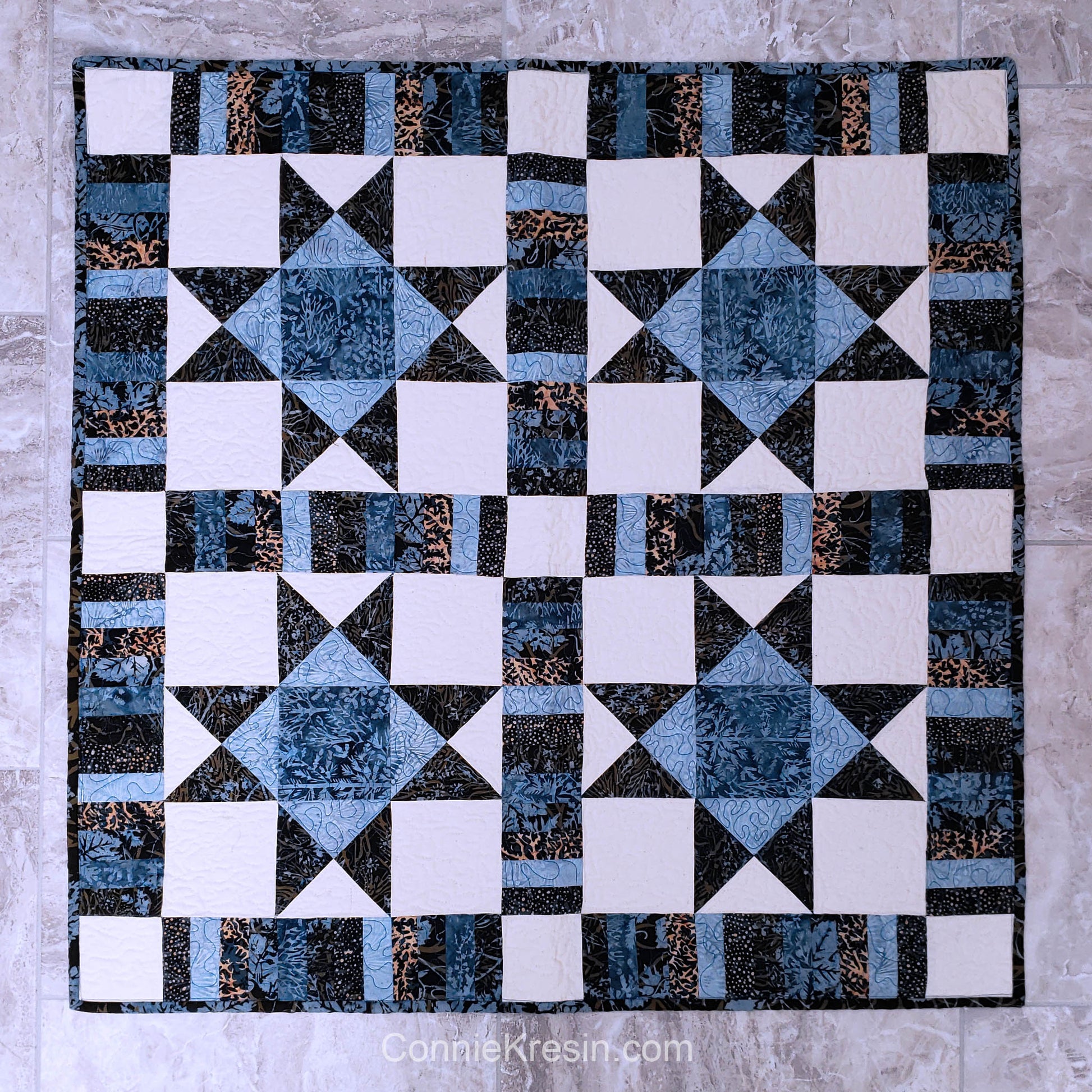 Ohio Star quilt wall hanging