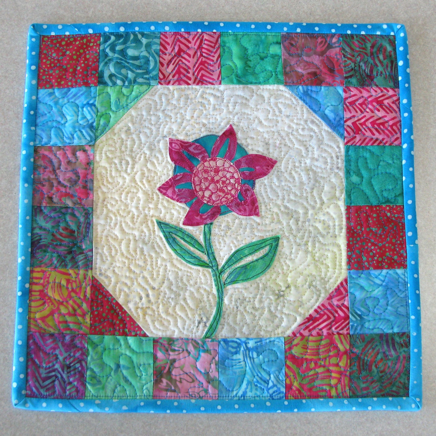 Sea Mist Flower wall hanging quilt pattern