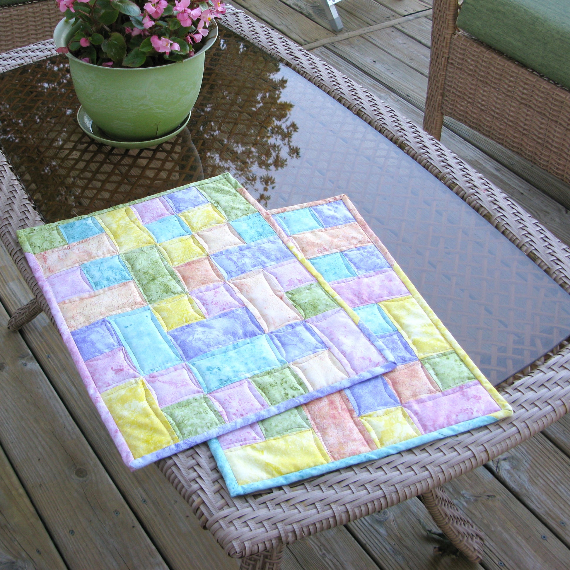 Summer Placemats and table topper