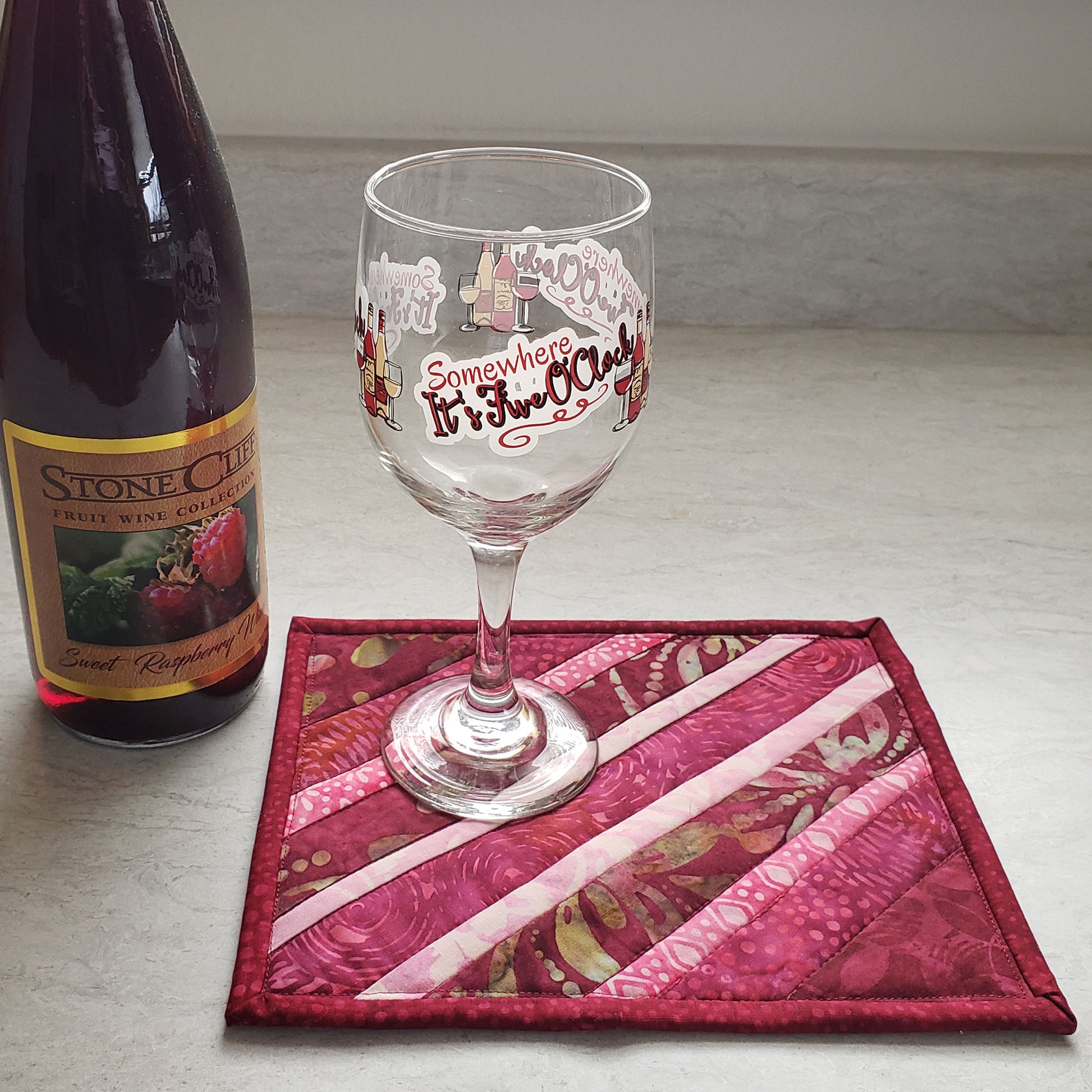 Wine string mug rug pattern