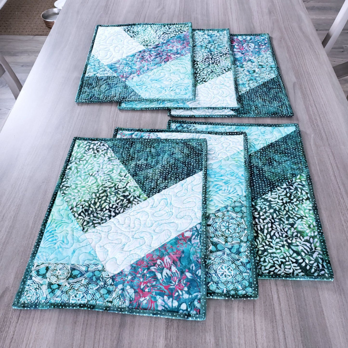 Crazy Quilt Placemats pattern